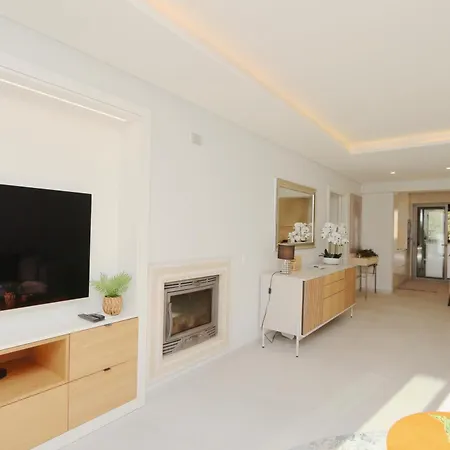 Apartmán Birdie Bliss - Cleverdetails - Sleeps 4 Adults And 1 Child