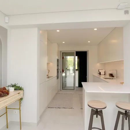 Birdie Bliss - Cleverdetails - Sleeps 4 Adults And 1 Child Apartmán *