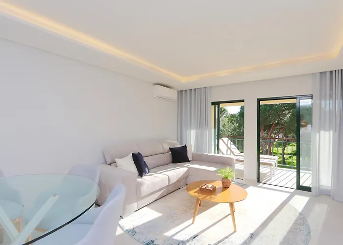 Birdie Bliss - Cleverdetails - Sleeps 4 Adults And 1 Child 아파트