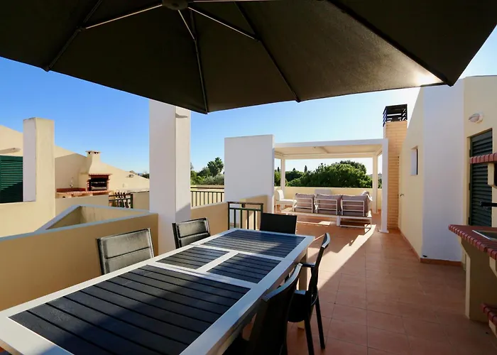 Birdie Bliss - Cleverdetails - Sleeps 4 Adults And 1 Child *