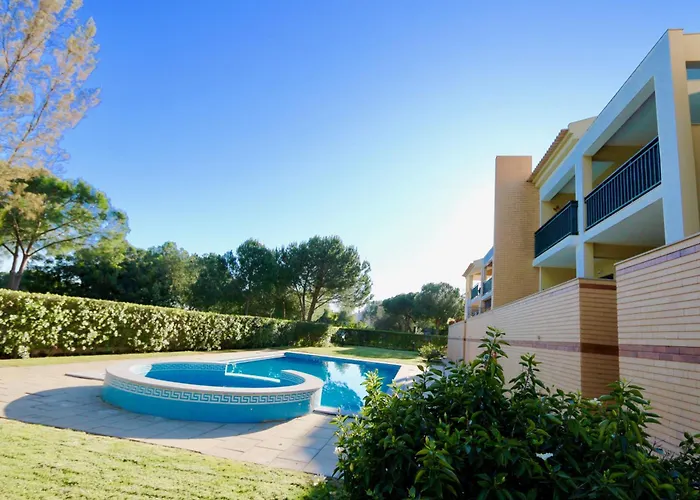 Birdie Bliss - Cleverdetails - Sleeps 4 Adults And 1 Child * 빌라모라