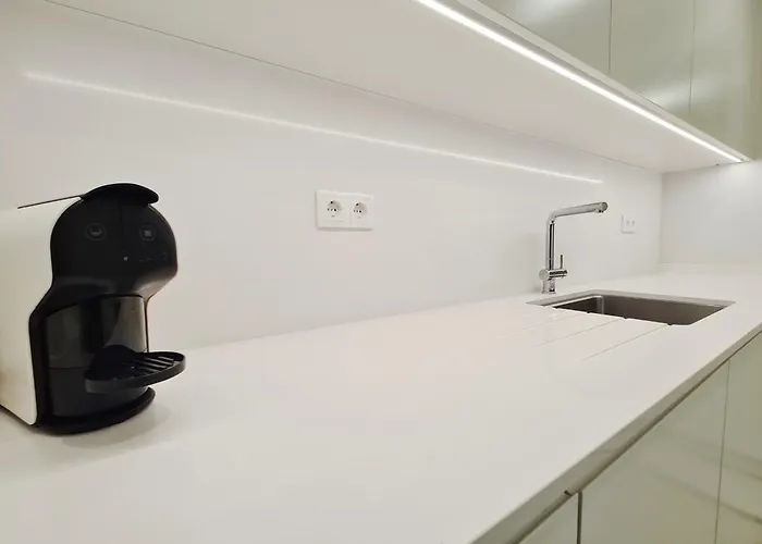 公寓 Birdie Bliss - Cleverdetails - Sleeps 4 Adults And 1 Child *