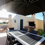 Birdie Bliss - Cleverdetails - Sleeps 4 Adults And 1 Child ヴィラモウラ