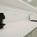 アパート Birdie Bliss - Cleverdetails - Sleeps 4 Adults And 1 Child *