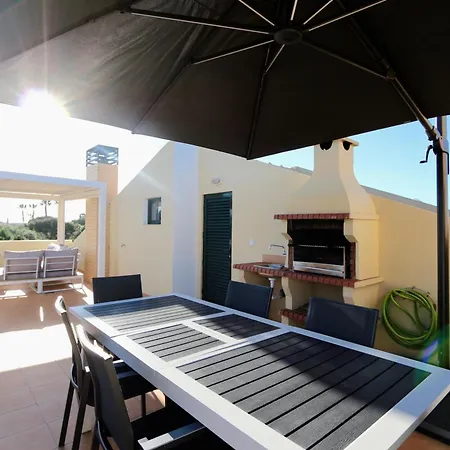 Birdie Bliss - Cleverdetails - Sleeps 4 Adults And 1 Child Vilamoura